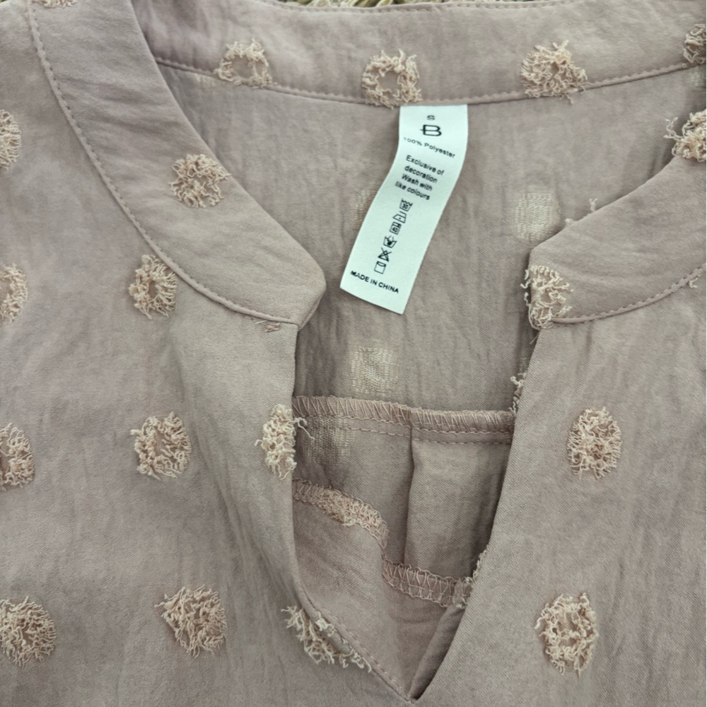Blush Textured Top - Picture 2 of 3